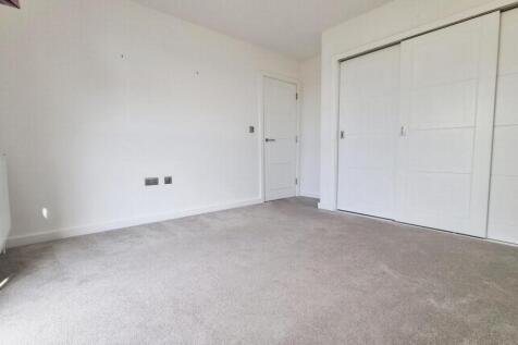 Rear Bedroom
