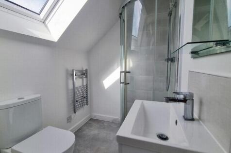 Top Floor Ensuite