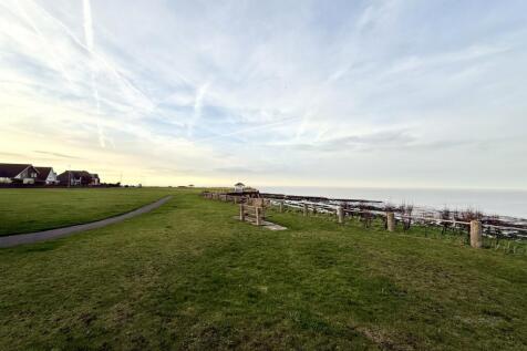 BIRCHINGTON PROMENADE