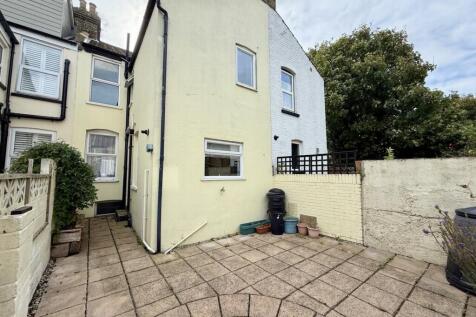 Rear Courtyard