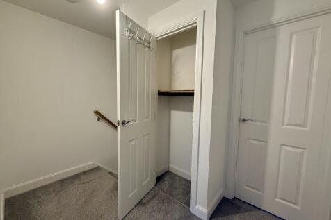 Landing Storage