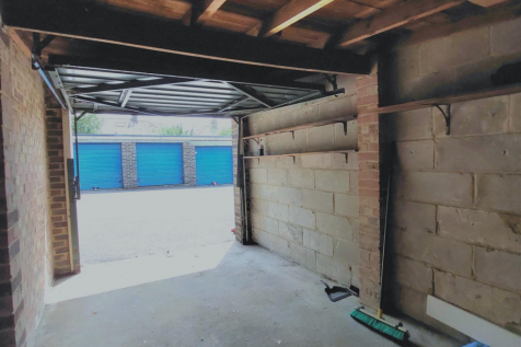 9 Garage