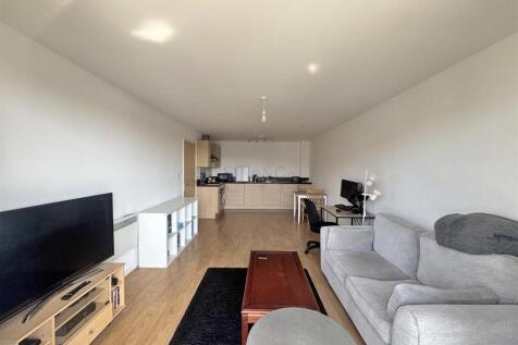 Lounge/Kitchen