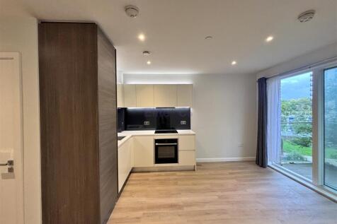 Lounge/Kitchen