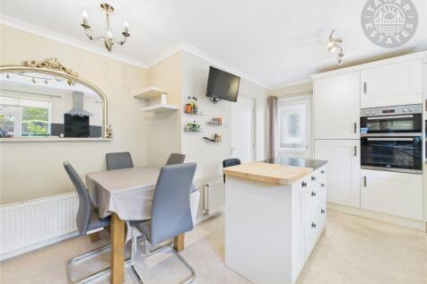 Kitchen/Breakfast Rm