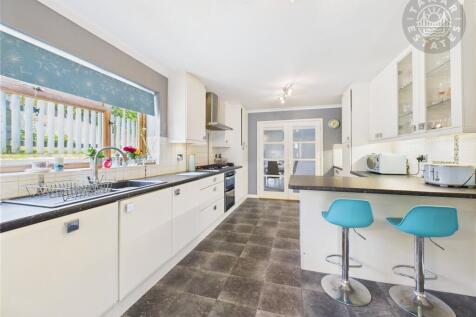 Kitchen/Breakfast Rm