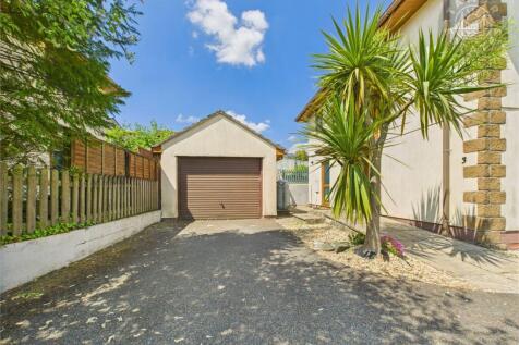 Garage &amp; Driveway