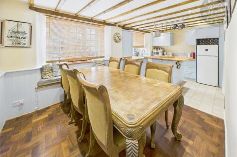 Kitchen/Dining Rm