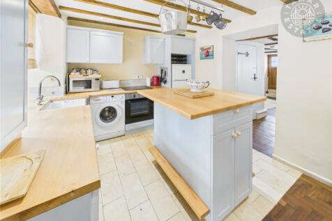 Kitchen/Dining Rm
