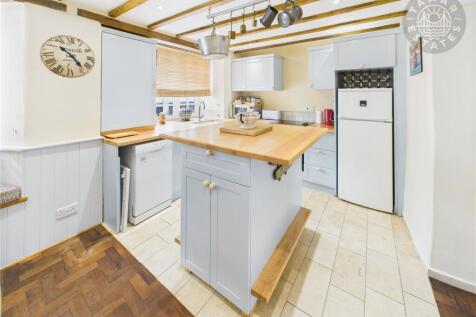 Kitchen/Dining Rm
