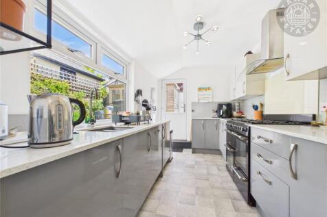 Kitchen/Breakfast Rm