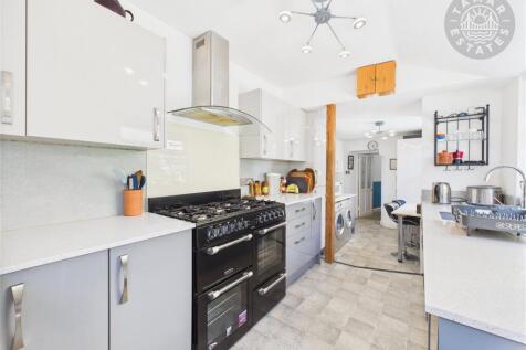 Kitchen/Breakfast Rm