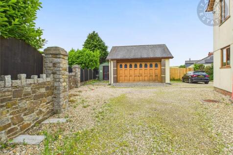 Double Garage