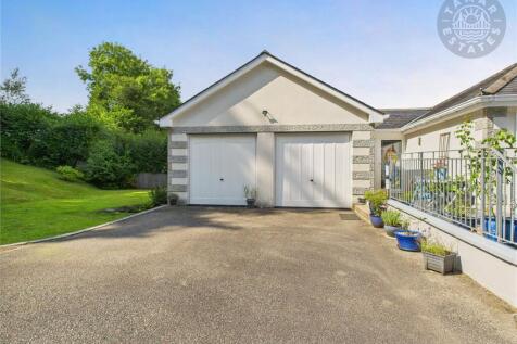 Double Garage
