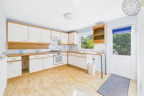 Kitchen/Breakfast Rm