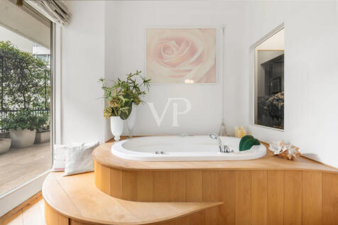 Bagno principale con Jacuzzi