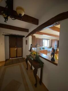 Property Image 100