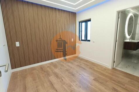 Room #apartment #t2 #quarteira #seaview