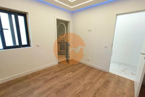 Room #apartment #t2 #quarteira #seaview