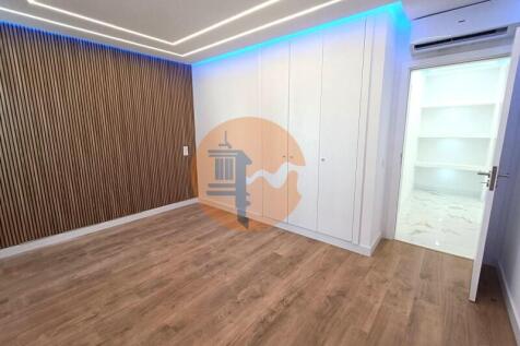 Room #apartment #t2 #quarteira #seaview