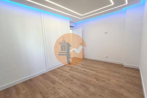 Room #apartment #t2 #quarteira #seaview