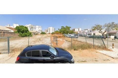 Urban land for construction of 3 buildings - Riverside - Olhão