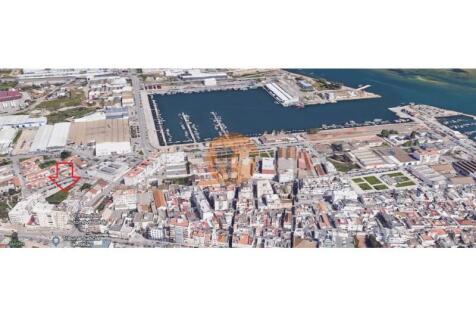 Urban land for construction of 3 buildings - Riverside - Olhão
