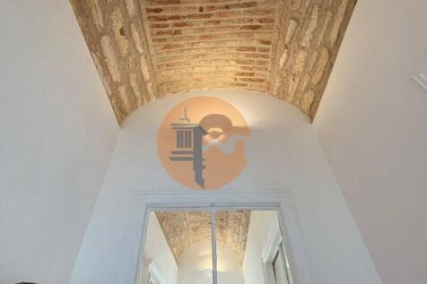 Corridor #typical #downtown #casasdosotavento #Olhão