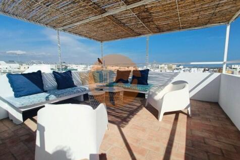 Terrace #typical #downtown #casasdosotavento #Olhão