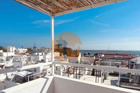 View #typical #downtown #casasdosotavento #olhao