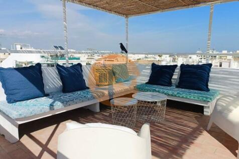 Terrace #typical #downtown #casasdosotavento #Olhão
