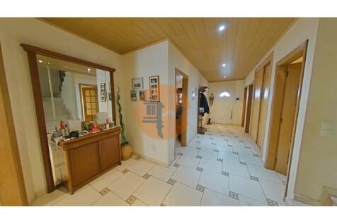 #CasasSotaventoOlhãoMoradia T5, logradouro, cave e garagem em Olhão #casasdosotavento#