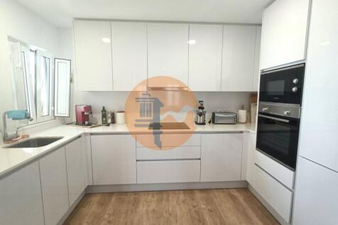 Kitchen #t2 #condominium #pool #olhao #casasdosotavento