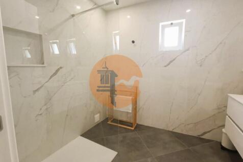 Sanitary installation #t2 #condominium #swimming pool #olhao #casasdosotavento