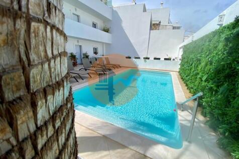 Pool #t2 #condominium #pool #olhao #casasdosotavento