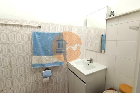 W.C. #apartment #3bedroom #olhao #casasdosotavento
