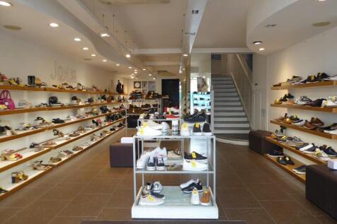 P1030998_Rear GF.jpg