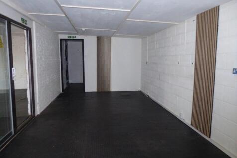 P1040468 REAR BR.jpg