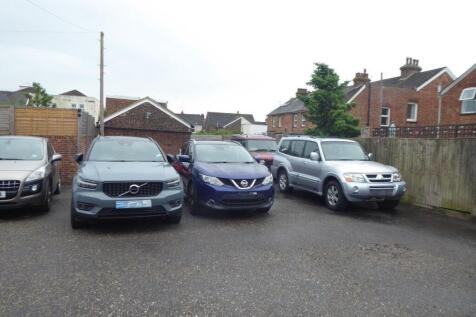 P1040485 REAR TR.jpg