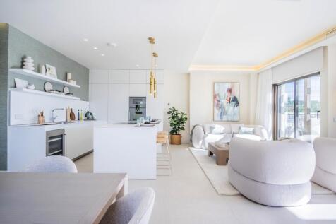 10. Salon VG
