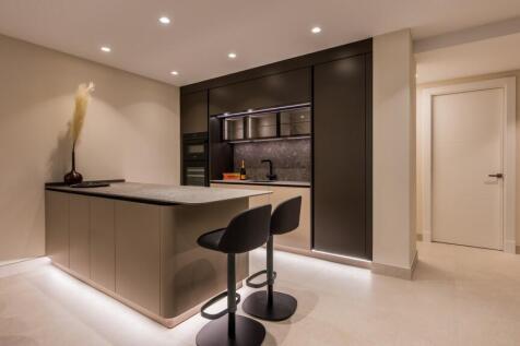 Fitted Kitchen