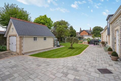 Property Image 28