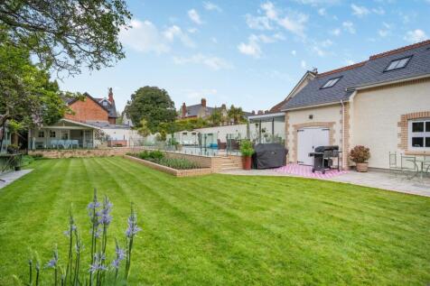 Property Image 39