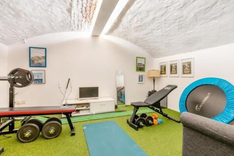 Property Image 29