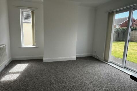 dining room.JPG