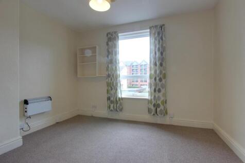 Living Area/Bedroom