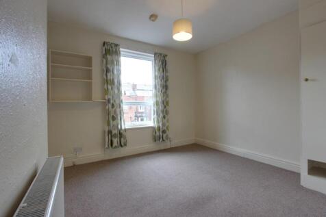 Living Area/Bedroom