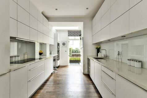 Kitchen &amp; Balcony