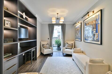 Snug &amp; Terrace