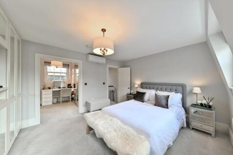 Bedroom &amp; Dressing